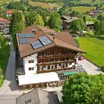 Hotell Simmerlwirt Niederau